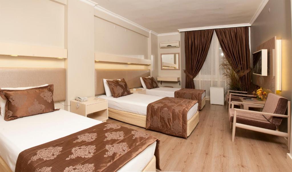 Egemen Hotel メルスィン 部屋 写真
