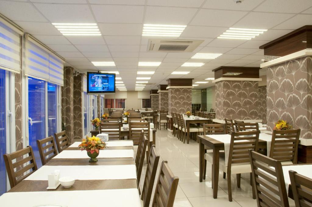Egemen Hotel メルスィン エクステリア 写真