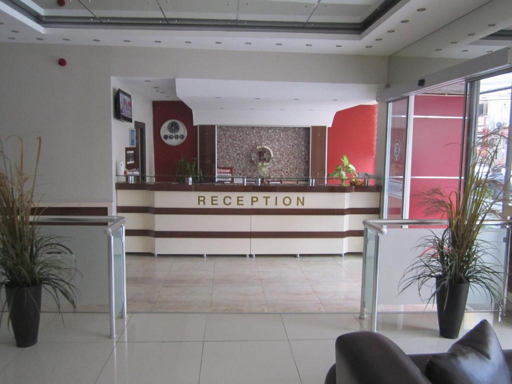 Egemen Hotel メルスィン エクステリア 写真
